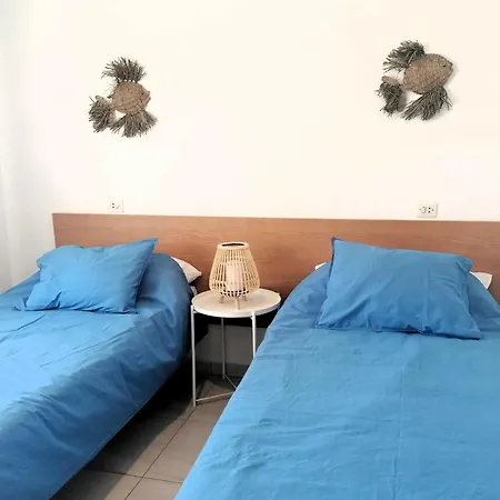 Apartment En Segunda Linea De Playa Con Terraza, Wifi Y Parking En Santa Margarita - Es-258-120